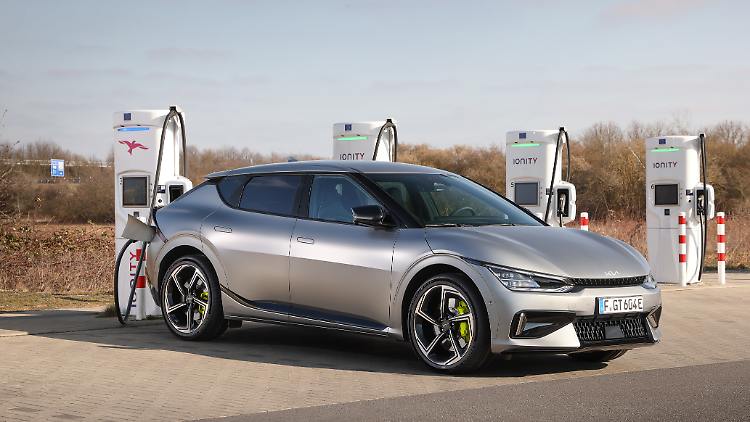 KIA EV GT