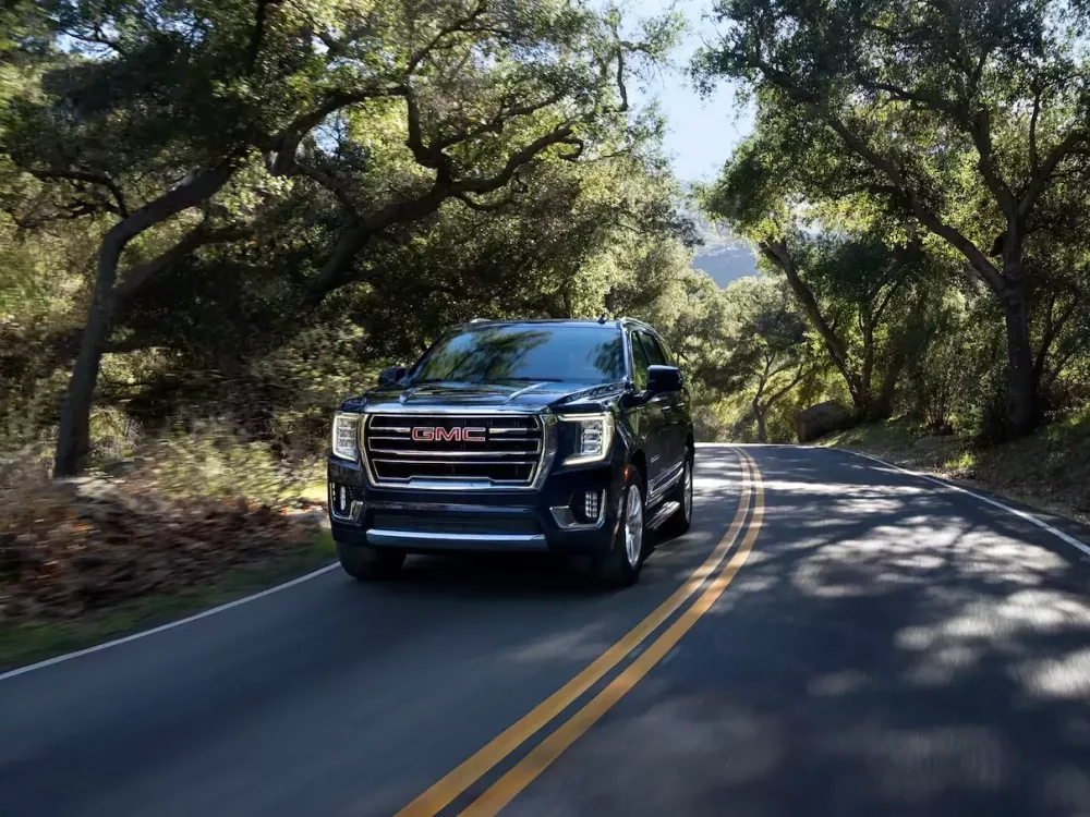 2022 GMC Yukon XL front-end