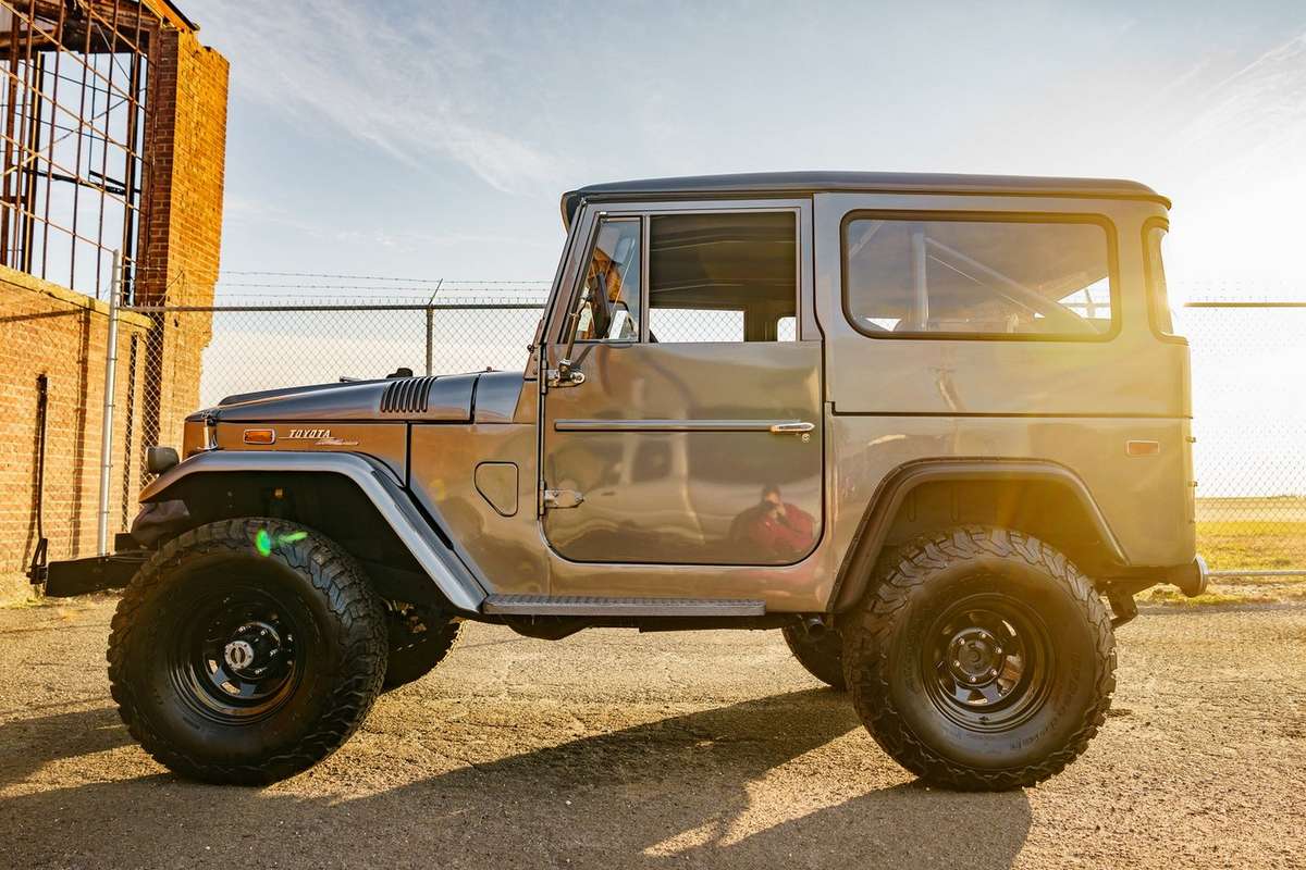 تويوتا-لاند -كروزر- FJ40