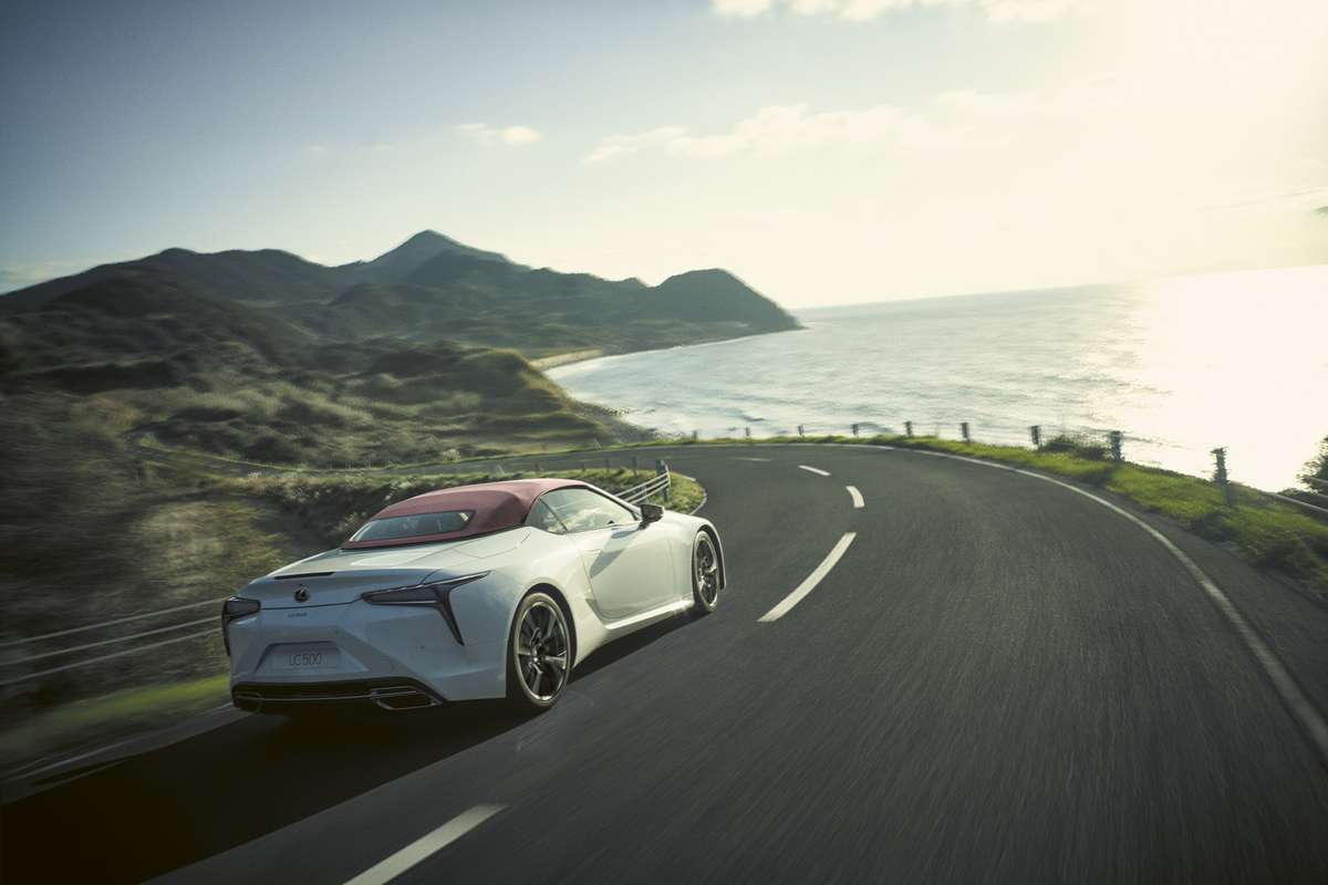 Hokkaido-lexus-LC