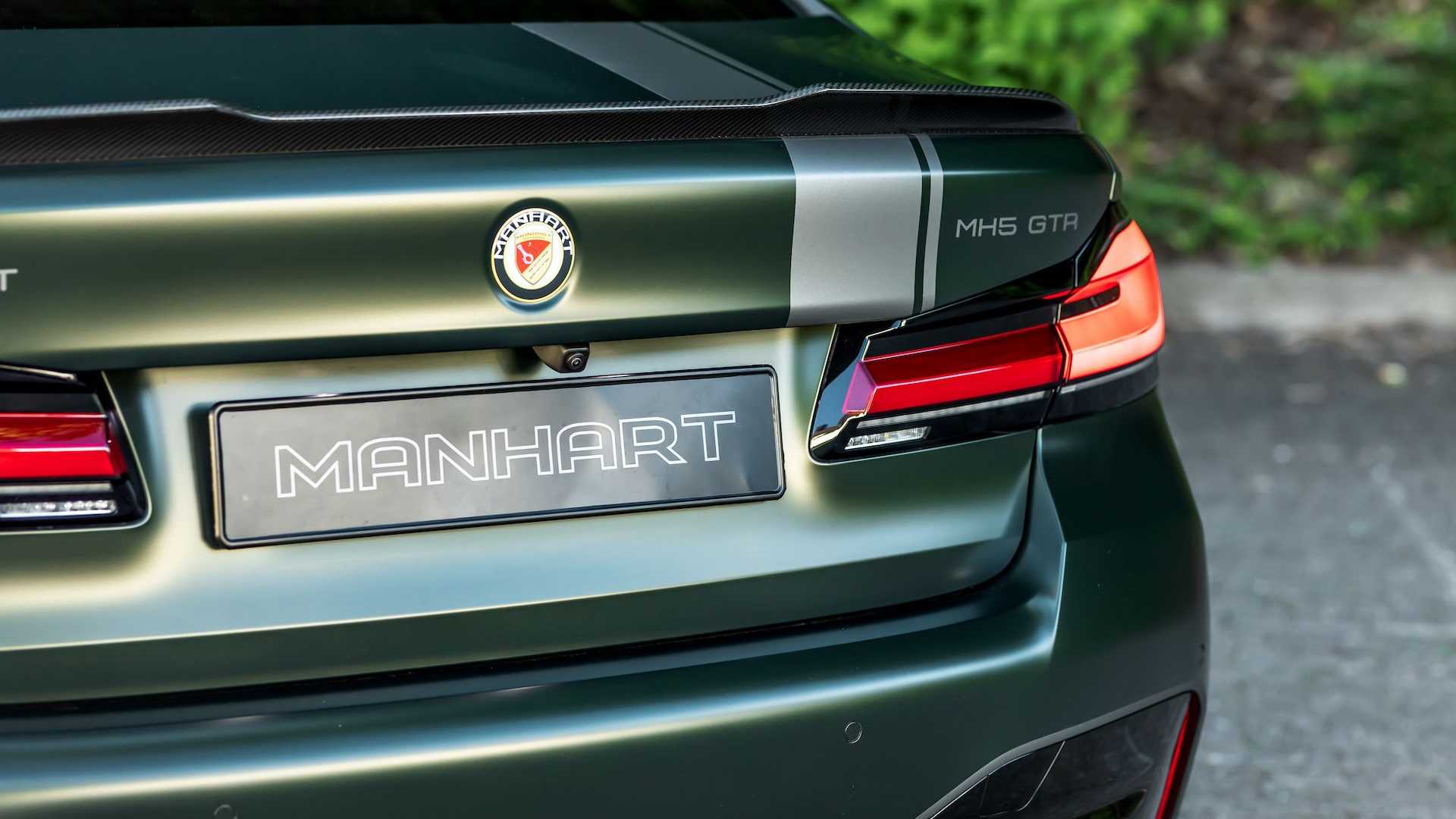 بي إم دبليو M5 CS مانهارت 