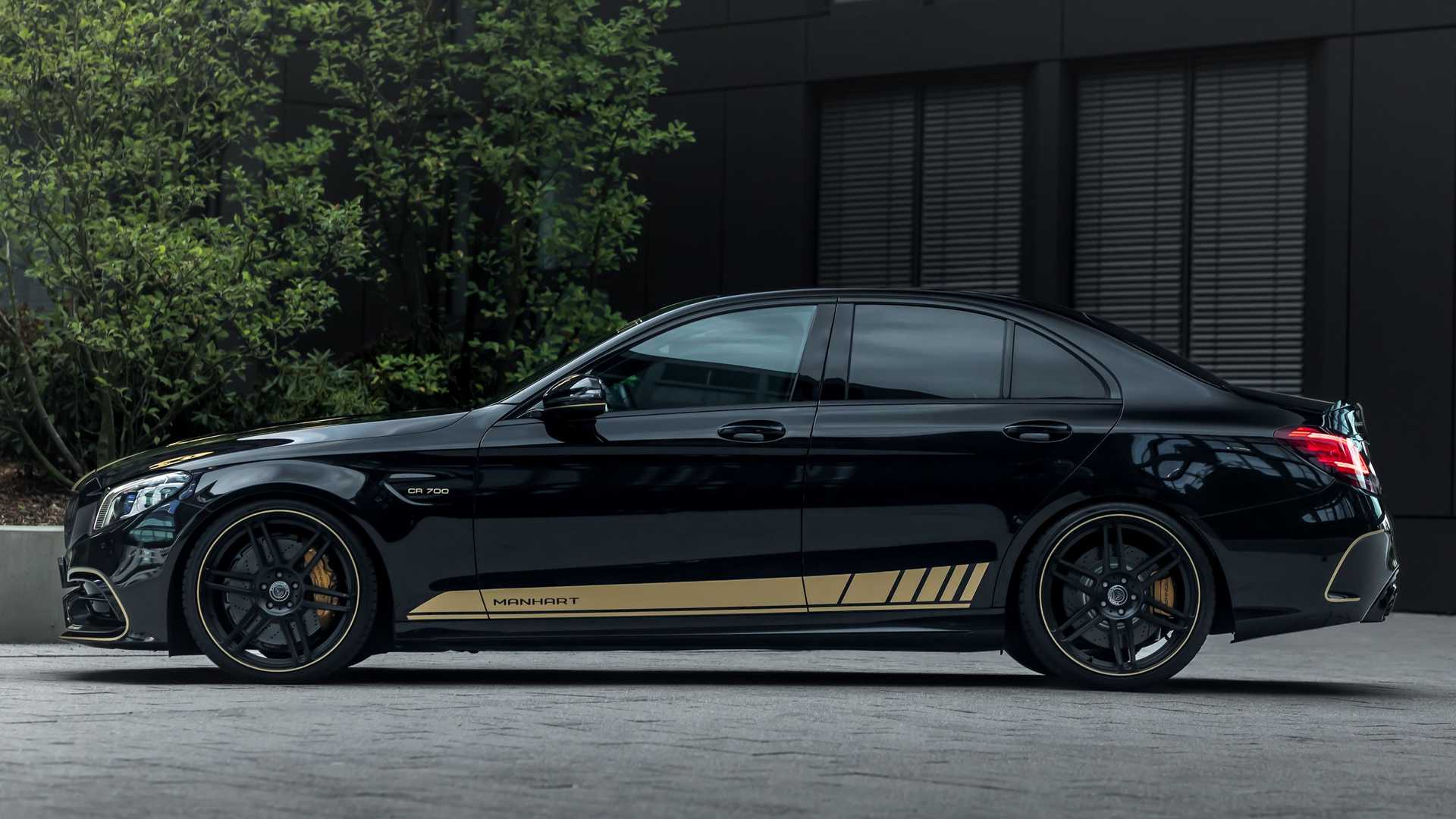 مرسيدس-amg-c63-مانهارت