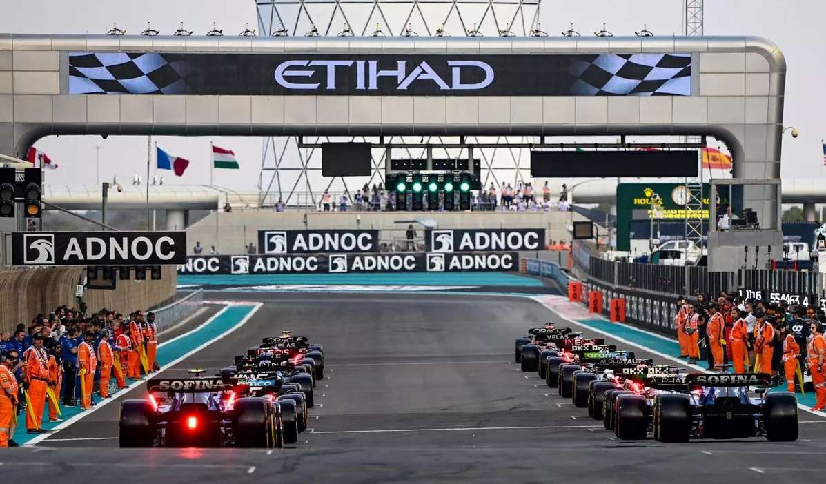 أبطال المراكز الأولى في موسم الفورمولا واحد 2022