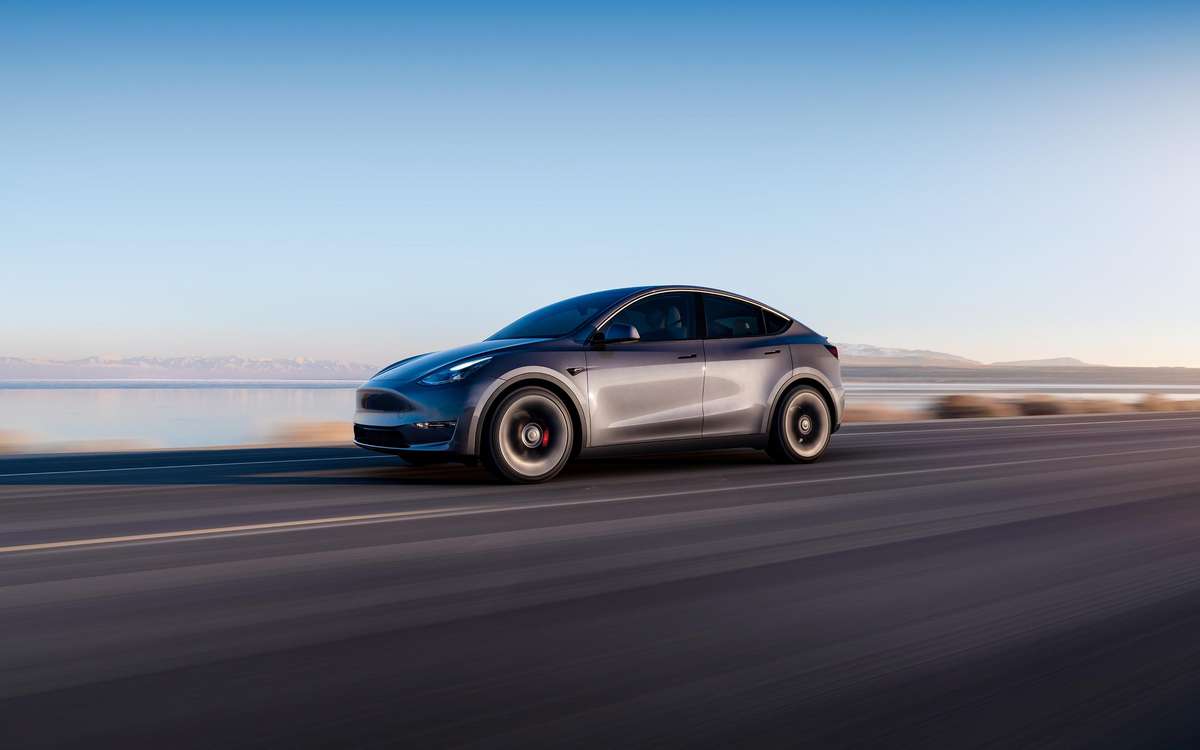 y_Tesla