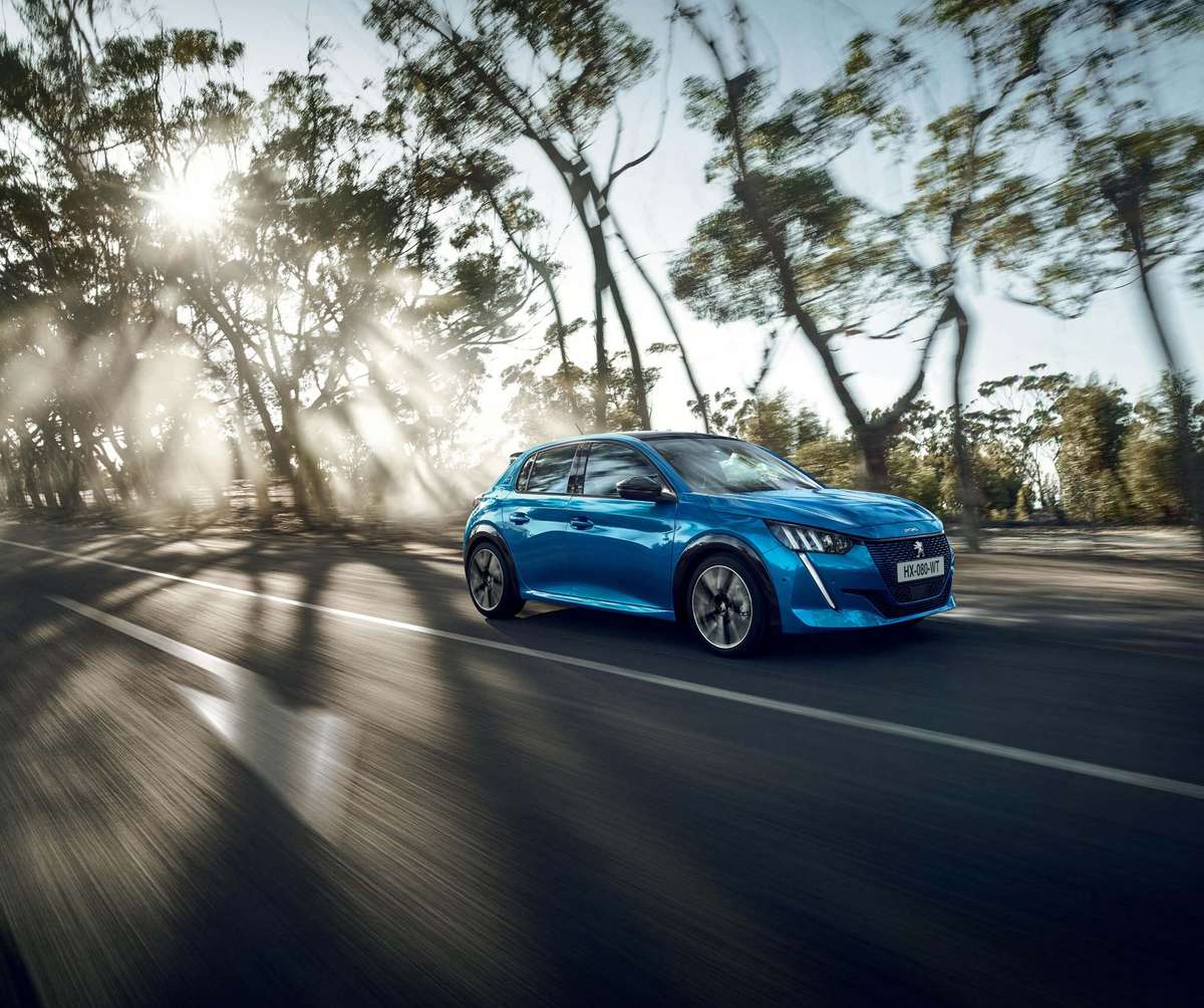 peugeot_208_2023-front-end