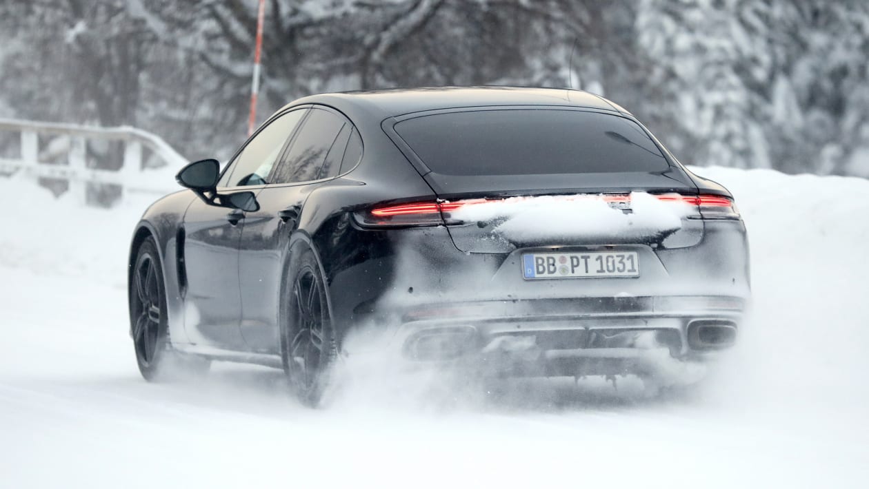 2023-Porsche-Panamera