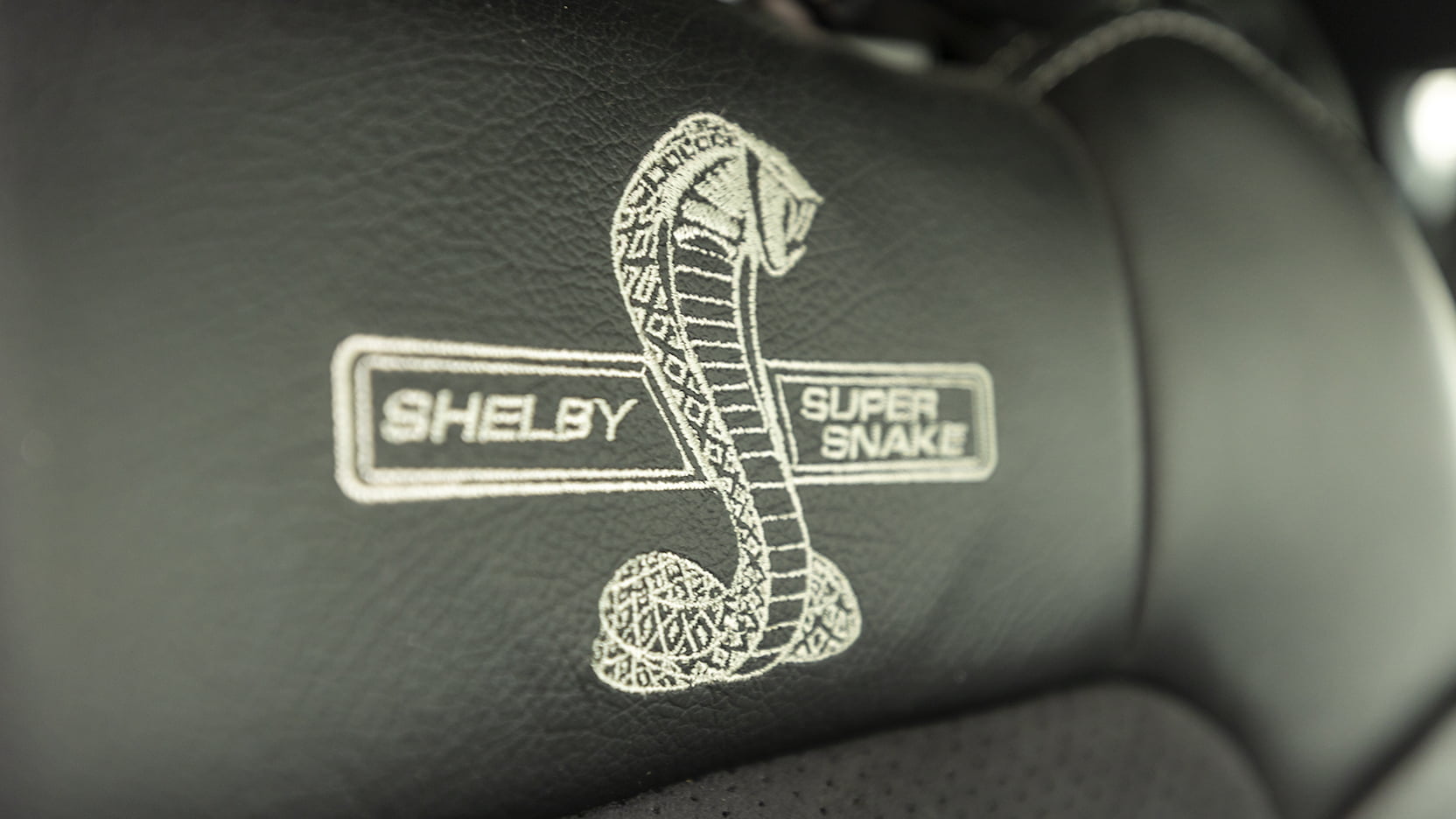 شيلبي موستنج Super Snake 2017 مقاعد رأس